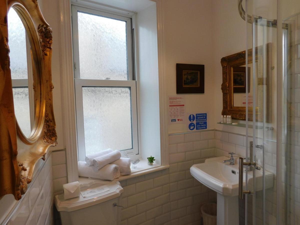 No 11 Bistro & Rooms Keighley Zewnętrze zdjęcie